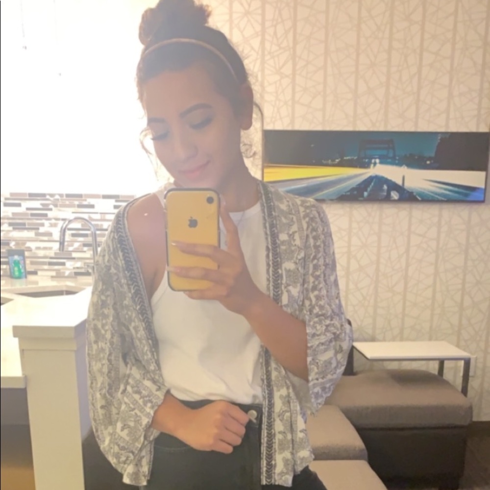 Meet your Posher, Sydney